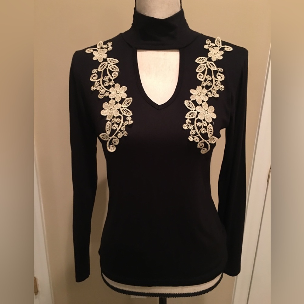Bambino Mia Black Crochet Keyhole Turtleneck Top NWOT!